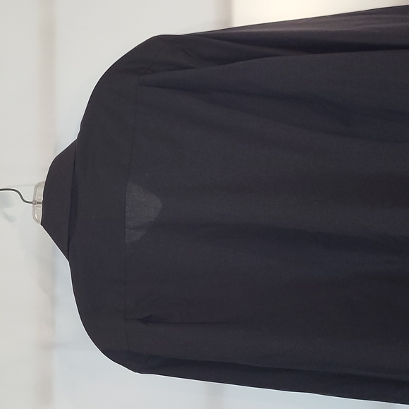 Like New Men's Black Croft&Barrow Button-down Dress Shirt (XL) - Picture 7 of 13